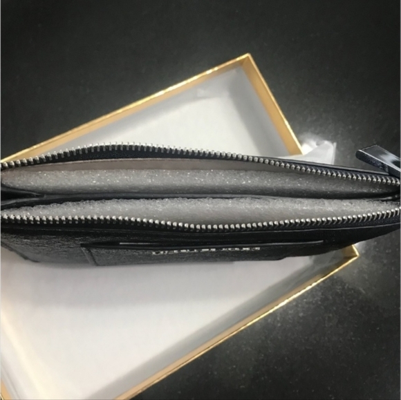 Michael Kors Blue Glitter Leather Wristlet/Wallet NWT - Picture 4 of 7